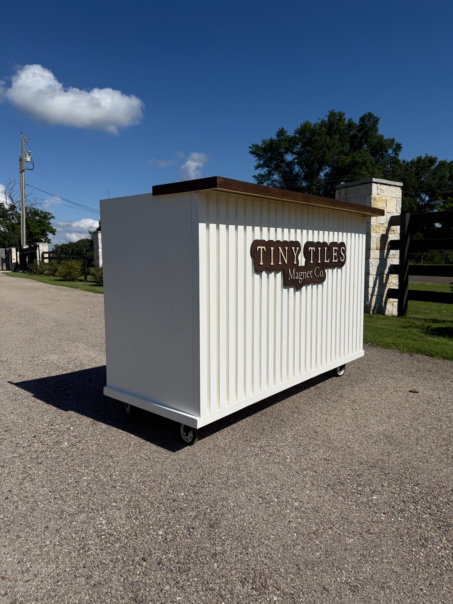 DIY Collapsible Mobile Bar Plans